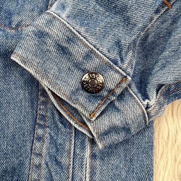 Vintage 90's Planet Mars Yellow Peanut M&M Embossed Denim Jacket - Picture 5 of 8